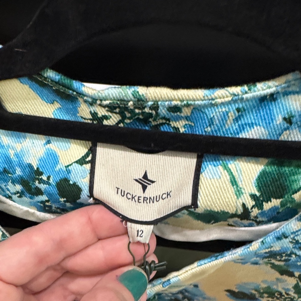 Tuckernuck Painterly Hydrangea Tunic - Picture 2 of 4